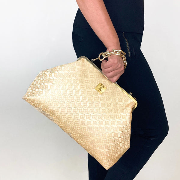 Zok and Zaari Gold Brocade Metal Handmade Frame wrist handbag