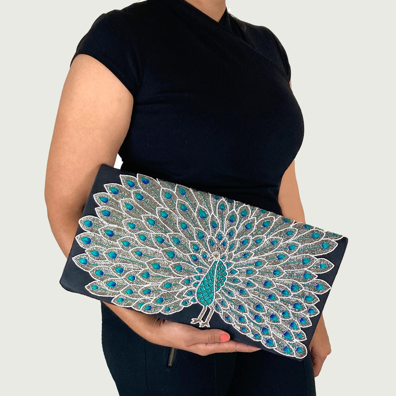 Zok and Zaari Hand embroidered black purse with silver chain